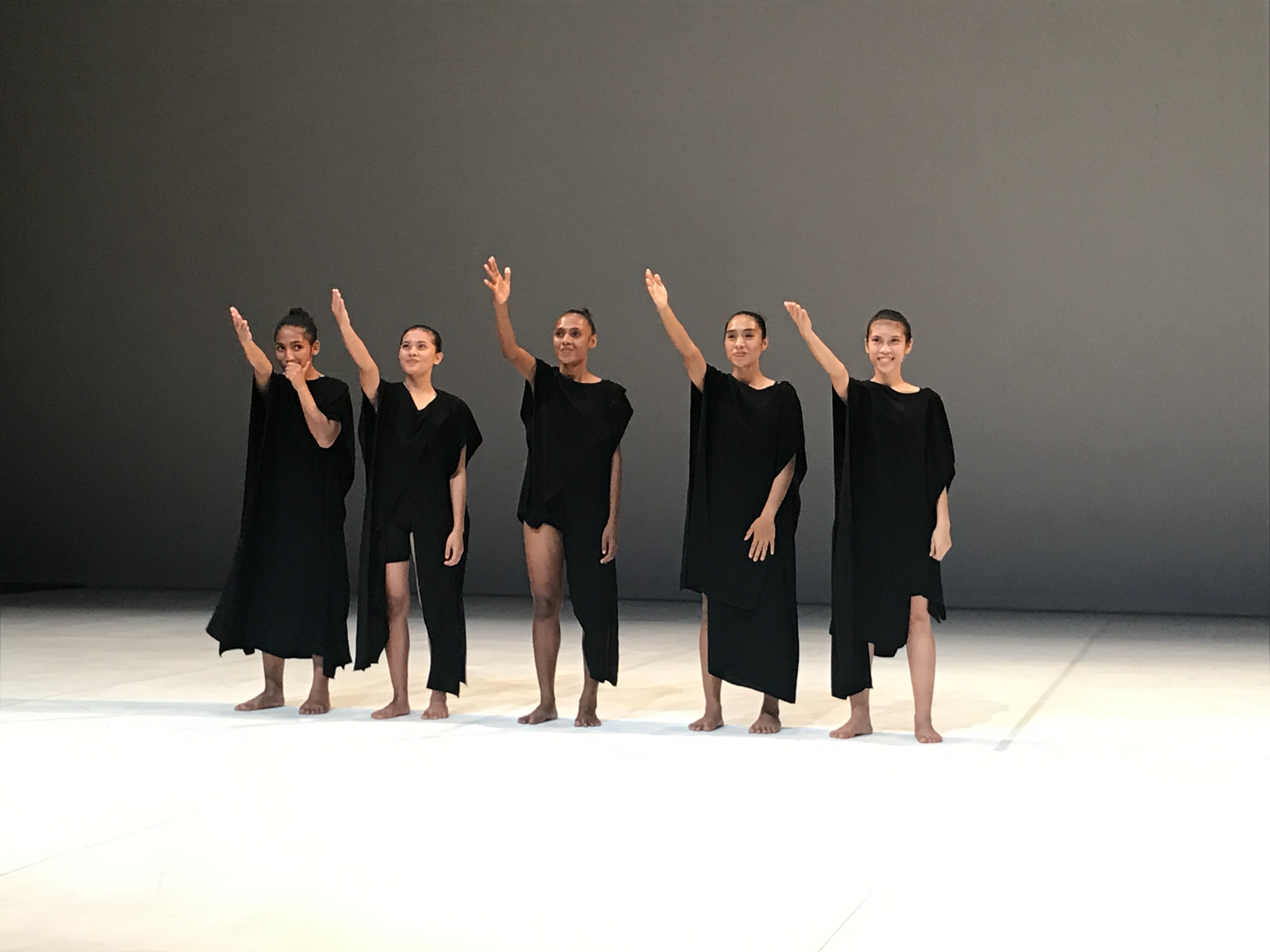 Balabala's five dancers thank the 2017 Sydney Festival audience. (Credit: Natali Pearson)
